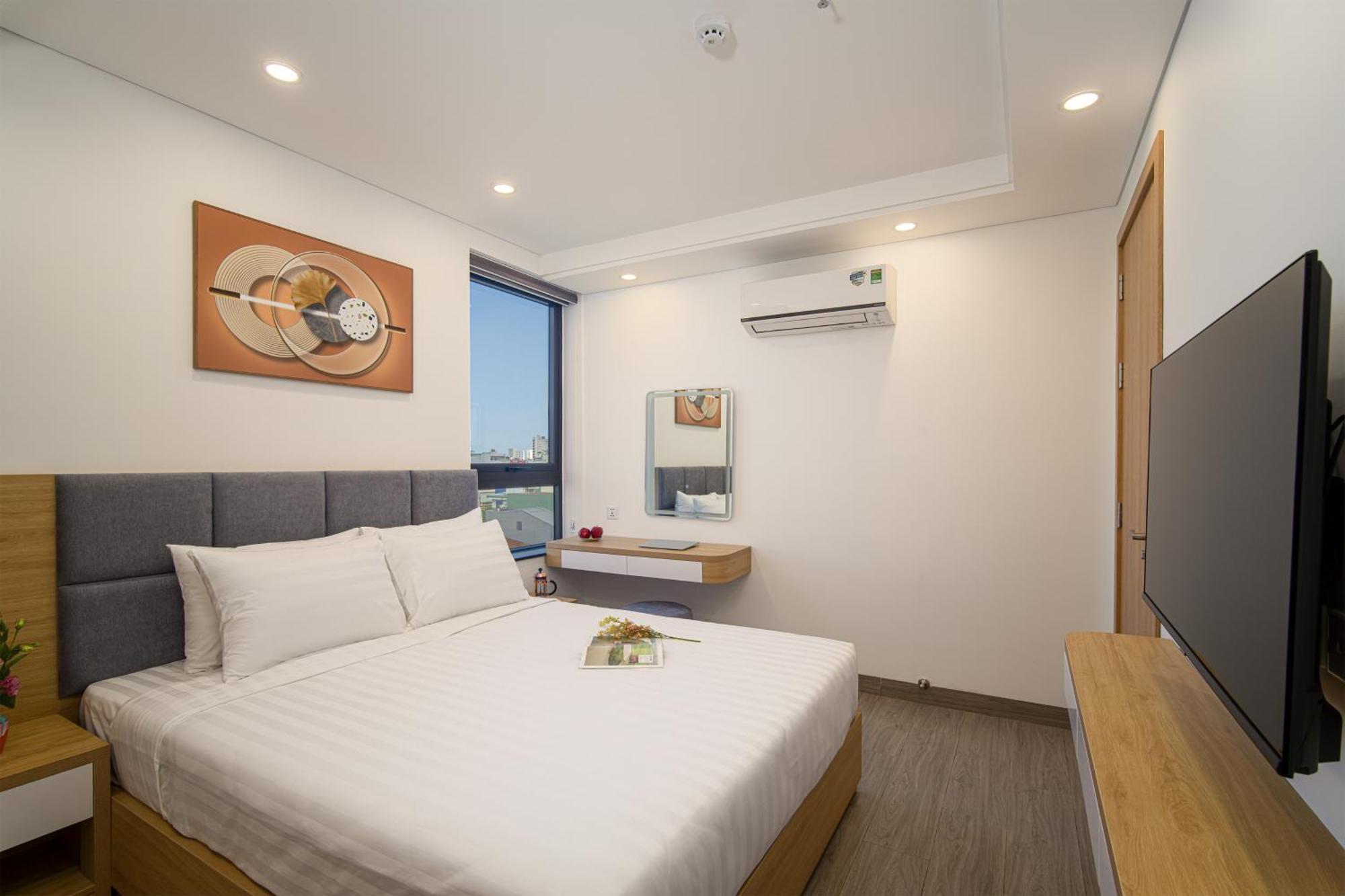Hsuites Riverside And *